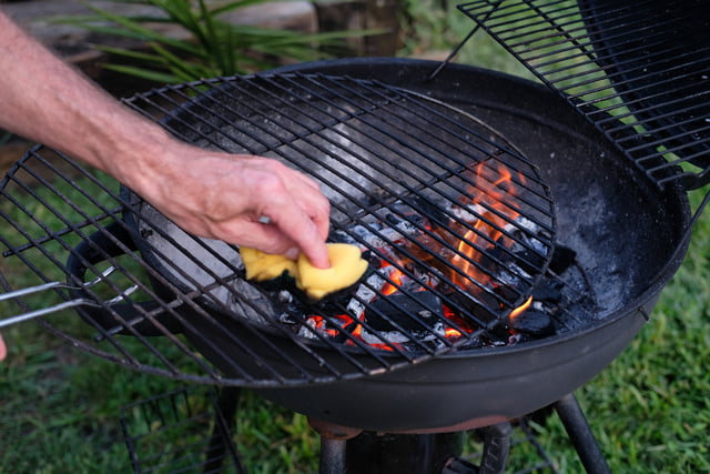 Grill reinigen Header