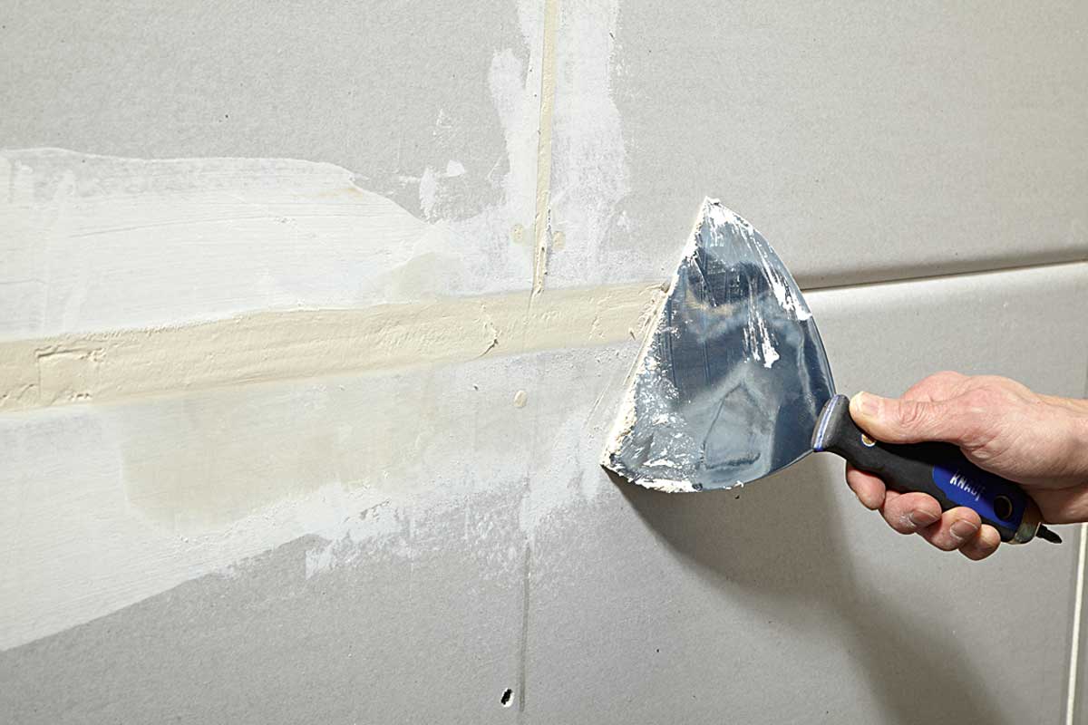 Wände spachteln – Fugenmasse auftragen