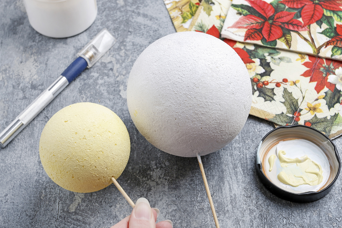 Serviettentechnik – Kugeln trocknen lassen