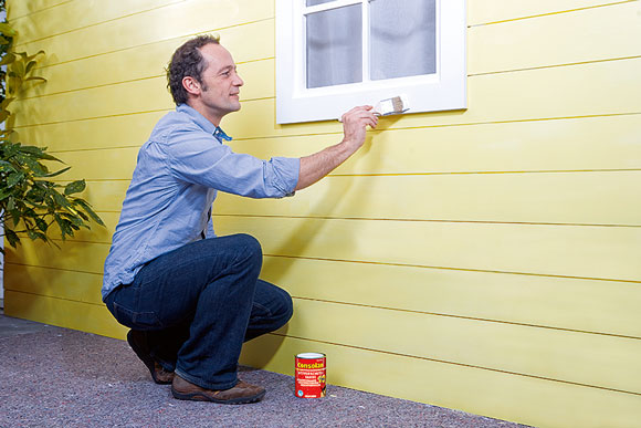 Wetterfest streichen: Wetterschutzfarbe von Consolan gewinnen