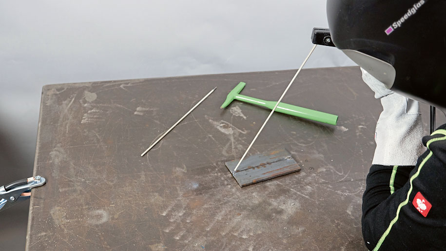 Schritt 1/7: Werkstück heften