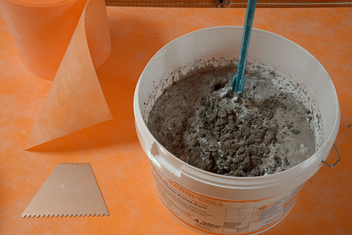 Bad renovieren - Beplankung - Fugen abdichten