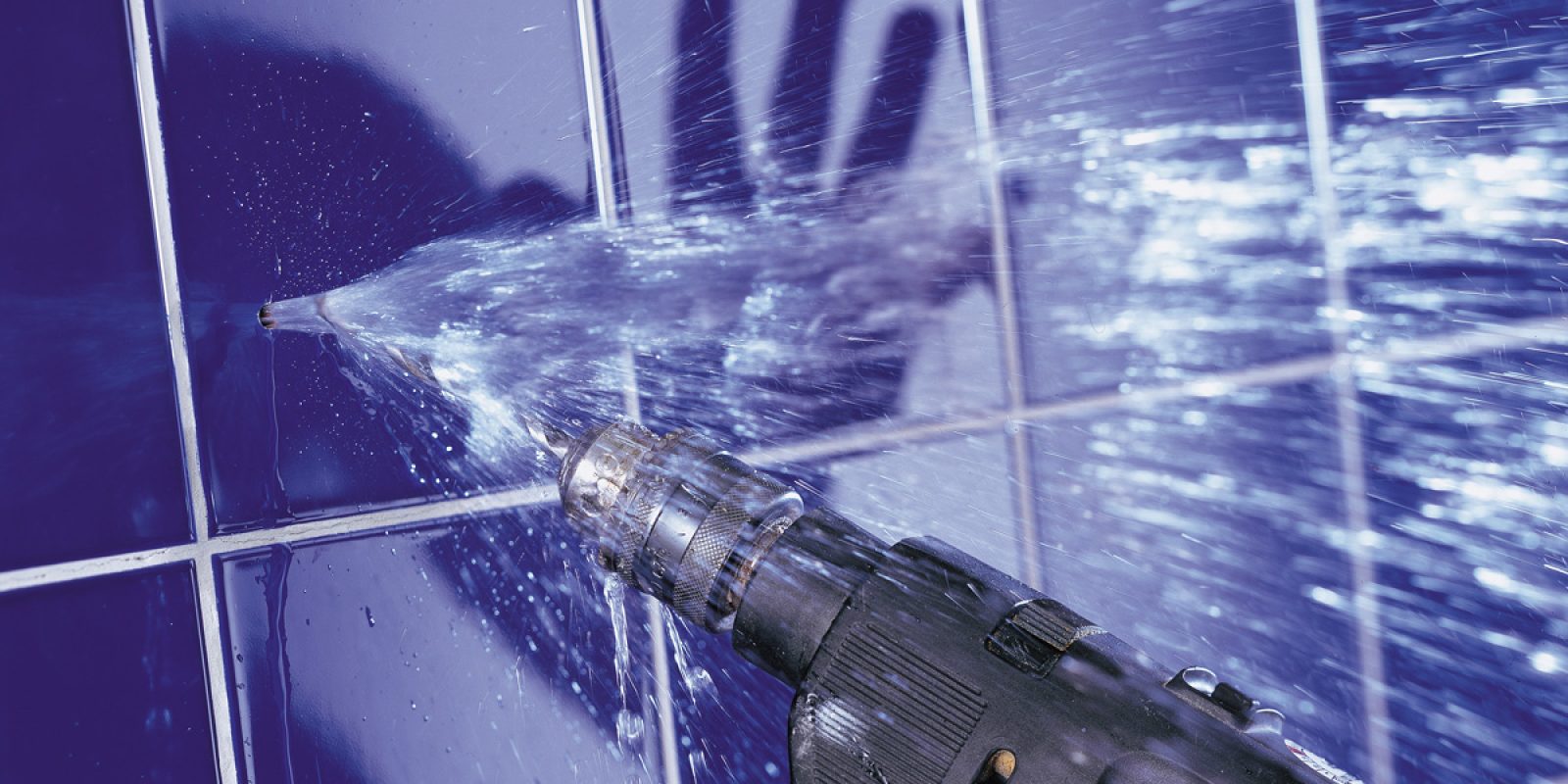 Wenn der Bohrer auf Wasser trifft...