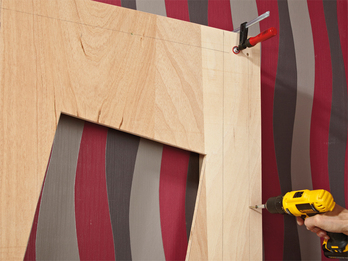 Frontplatte verschrauben